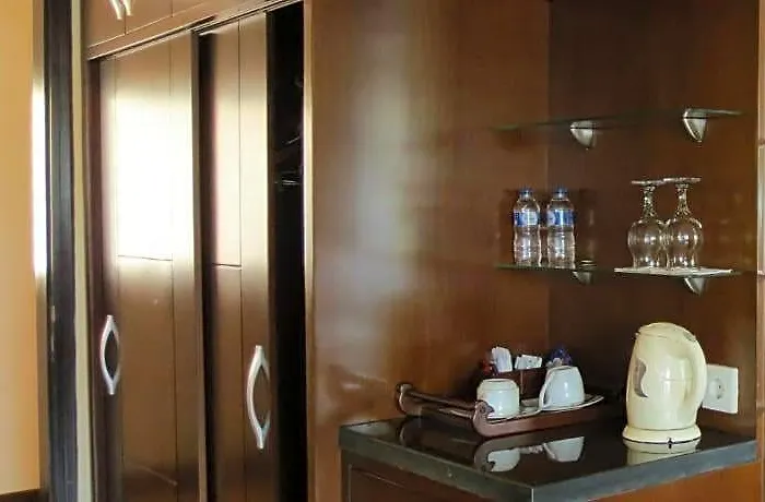 Hotel Ari Putri