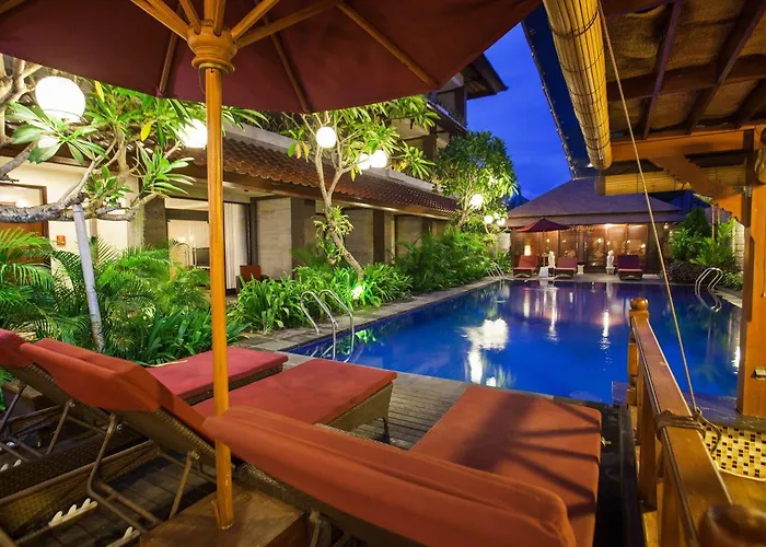 Hotel Ari Putri 3*