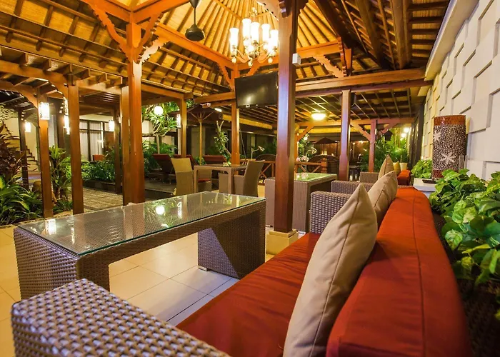 Ari Putri Hotel 3*
