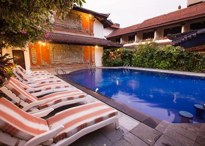 Ari Putri Hotel 3*