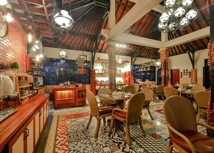 Hotel Ari Putri 3*